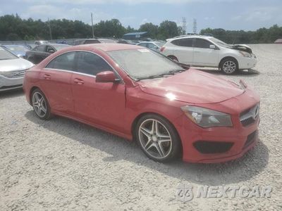 Czwarte zdjęcie samochodu z boku: 2014 MERCEDES-BENZ CLA 250 VIN:WDDSJ4EB7EN042429 - miniatura
