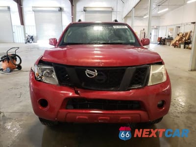 Piąte zdjęcie samochodu w środku: 2010 NISSAN PATHFINDER S VIN:5N1AR1NBXAC622949 - miniatura