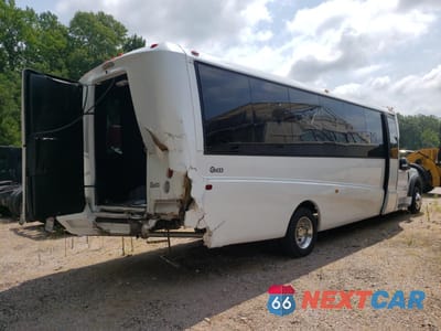 Czwarte zdjęcie samochodu z boku: 2020 FORD F550 SUPER DUTY VIN:1FDUF5GT5LEC33162 - miniatura