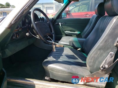 Zdjęcie 7 z 12 samochodu: 1987 MERCEDES-BENZ 560 SL VIN:WDBBA48D1HA060278 - miniatura