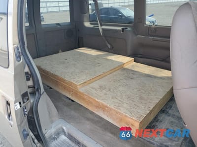 Zdjęcie 10 z 14 samochodu: 2003 CHEVROLET ASTRO VIN:1GNEL19X43B137316 - miniatura