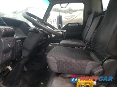 Zdjęcie 7 z 13 samochodu: 2007 ISUZU NPR VIN:4KLC4B1U87J801990 - miniatura