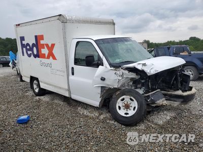 Czwarte zdjęcie samochodu z boku: 2010 GMC SAVANA CUTAWAY G3500 VIN:1GD1G2AA9A1901782 - miniatura
