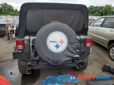 Zdjęcie 6 z 13 samochodu: 2017 JEEP WRANGLER UNLIMITED SAHARA VIN:1C4BJWEG8HL705072 - miniatura