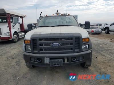 Piąte zdjęcie samochodu w środku: 2008 FORD F450 SUPER DUTY VIN:1FD4F46Y58EB78310 - miniatura