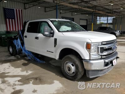 Czwarte zdjęcie samochodu z boku: 2021 FORD F350 SUPER DUTY VIN:1FD8W3HT0MED42215 - miniatura
