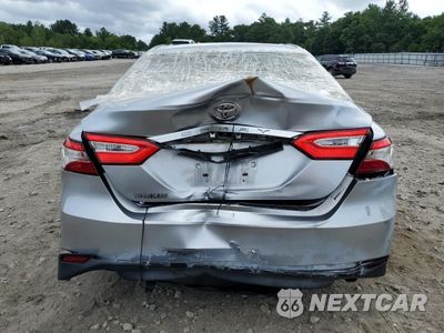 Zdjęcie 6 z 12 samochodu: 2018 TOYOTA CAMRY L VIN:4T1B11HK0JU563542 - miniatura