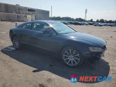 Czwarte zdjęcie samochodu z boku: 2011 AUDI A5 PREMIUM PLUS VIN:WAULFAFR2BA086039 - miniatura