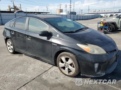 Czwarte zdjęcie samochodu z boku: 2013 TOYOTA PRIUS VIN:JTDKN3DU7D5593891 - miniatura