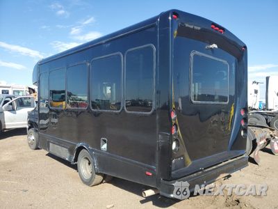 Trzecie zdjęcie samochodu z tyłu: 2017 FORD ECONOLINE E350 SUPER DUTY CUTAWAY VAN VIN:1FDEE3FS8HDC55836 - miniatura