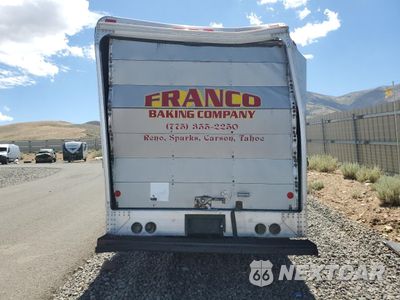 Zdjęcie 6 z 12 samochodu: 2007 FORD ECONOLINE E350 SUPER DUTY STRIPPED CHASSIS VIN:1FCKE39LX7DA80094 - miniatura