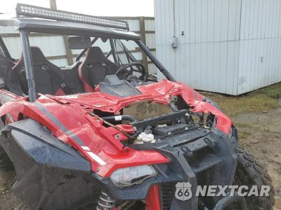 Zdjęcie 9 z 11 samochodu: 2019 HONDA SXS1000 S2X VIN:1HFVE051GK4000465 - miniatura
