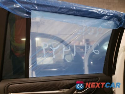 Zdjęcie 13 z 14 samochodu: 2023 GMC YUKON XL DENALI VIN:1GKS2JKL2PR497370 - miniatura