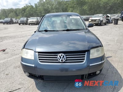 Piąte zdjęcie samochodu w środku: 2003 VOLKSWAGEN PASSAT GLS VIN:WVWPD63B33P181741 - miniatura