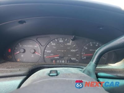 Zdjęcie 9 z 12 samochodu: 2001 FORD TAURUS SE VIN:1FAFP53U61A179101 - miniatura