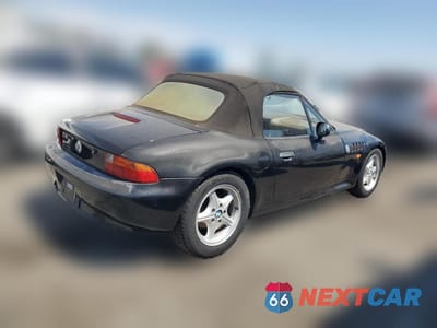 Trzecie zdjęcie samochodu z tyłu: 1996 BMW Z3 1.9 VIN:4USCH732XTLB68272 - miniatura
