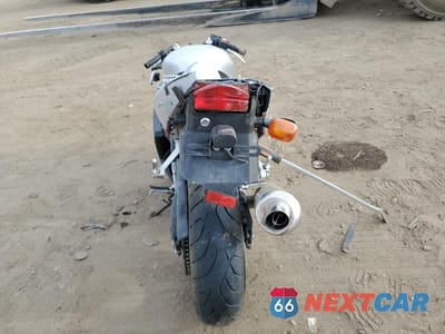 Czwarte zdjęcie samochodu z boku: 2003 HONDA CBR600 F4 VIN:JH2PC35093M400126 - miniatura
