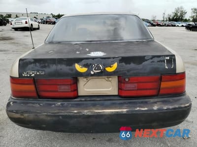 Zdjęcie 6 z 12 samochodu: 1992 LEXUS LS 400 VIN:JT8UF11EXN0099013 - miniatura
