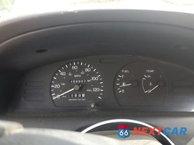 Zdjęcie 9 z 13 samochodu: 1996 NISSAN SENTRA XE VIN:3N1AB41DXTL004753 - miniatura