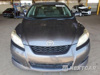 Piąte zdjęcie samochodu w środku: 2010 TOYOTA COROLLA MATRIX VIN:2T1KU4EE5AC307549 - miniatura