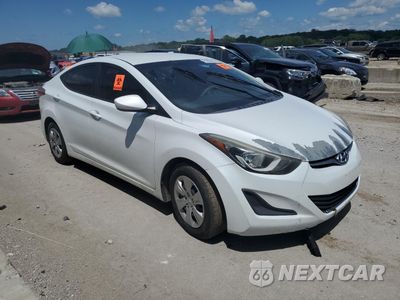 Czwarte zdjęcie samochodu z boku: 2016 HYUNDAI ELANTRA SE VIN:5NPDH4AE4GH771697 - miniatura