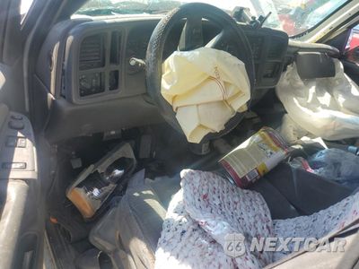 Zdjęcie 8 z 13 samochodu: 2003 CHEVROLET SILVERADO C1500 VIN:2GCEC19T631404980 - miniatura