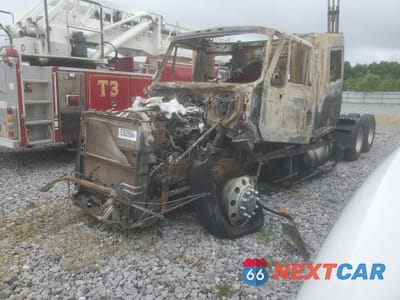 Drugie zdjęcie samochodu z przodu: 2017 INTERNATIONAL PROSTAR VIN:3HSDJAPR4HN506692 - miniatura