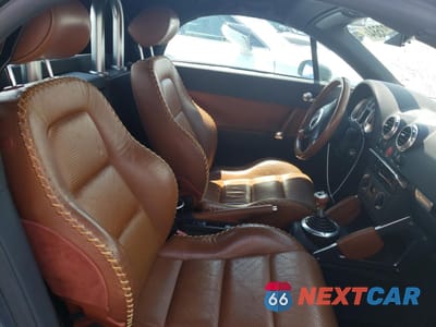 Zdjęcie 10 z 11 samochodu: 2001 AUDI TT VIN:TRUZZZ8NZY1069781 - miniatura