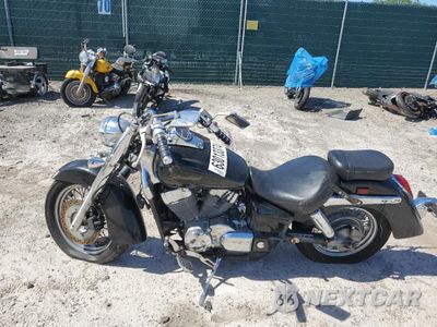 Trzecie zdjęcie samochodu z tyłu: 2005 HONDA VT750 C VIN:JH2RC50055M100081 - miniatura