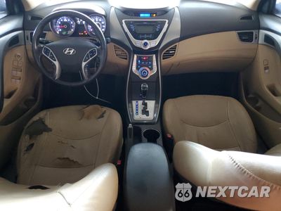 Zdjęcie 8 z 12 samochodu: 2012 HYUNDAI ELANTRA GLS VIN:5NPDH4AE9CH088467 - miniatura