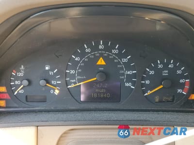Zdjęcie 9 z 12 samochodu: 2000 MERCEDES-BENZ E 320 VIN:WDBJF65J9YB083451 - miniatura