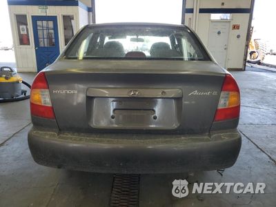 Zdjęcie 6 z 12 samochodu: 2001 HYUNDAI ACCENT GL VIN:KMHCG45C81U225775 - miniatura