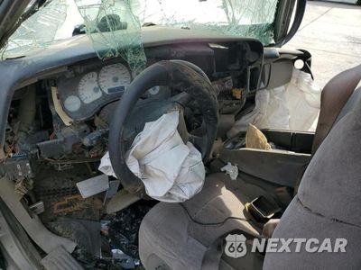 Zdjęcie 8 z 12 samochodu: 2000 CHEVROLET SILVERADO C1500 VIN:2GCEC19V7Y1375059 - miniatura