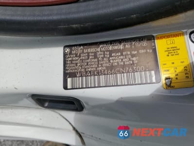 Zdjęcie 12 z 12 samochodu: 2006 BMW 650 I VIN:WBAEK13466CN76300 - miniatura