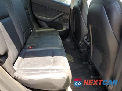 Zdjęcie 10 z 13 samochodu: 2022 TESLA MODEL Y VIN:7SAYGDEE2NF387253 - miniatura