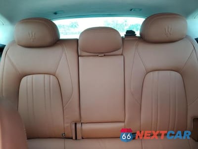 Zdjęcie 10 z 14 samochodu: 2022 MASERATI LEVANTE BASE VIN:ZN661XUA4NX394635 - miniatura