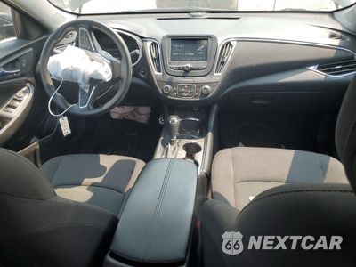 Zdjęcie 8 z 12 samochodu: 2017 CHEVROLET MALIBU LT VIN:1G1ZE5ST3HF204239 - miniatura