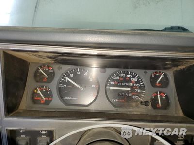 Zdjęcie 9 z 12 samochodu: 1990 JEEP CHEROKEE LAREDO VIN:1J4FJ57L1LL166898 - miniatura