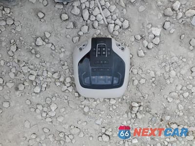 Zdjęcie 13 z 14 samochodu: 2022 MASERATI LEVANTE BASE VIN:ZN661XUA4NX394635 - miniatura
