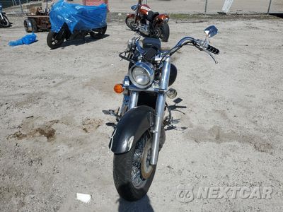 Drugie zdjęcie samochodu z przodu: 2005 HONDA VT750 C VIN:JH2RC50055M100081 - miniatura