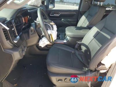Zdjęcie 7 z 12 samochodu: 2024 CHEVROLET SILVERADO K2500 HEAVY DUTY LTZ VIN:1GC4YPEY8RF110581 - miniatura