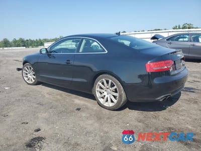 Drugie zdjęcie samochodu z przodu: 2011 AUDI A5 PREMIUM PLUS VIN:WAULFAFR2BA086039 - miniatura