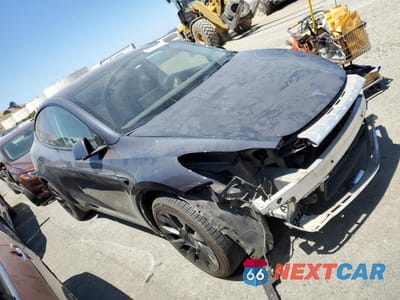 Czwarte zdjęcie samochodu z boku: 2022 TESLA MODEL Y VIN:7SAYGDEE2NF387253 - miniatura