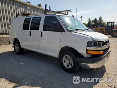 Czwarte zdjęcie samochodu z boku: 2020 CHEVROLET EXPRESS G2500 VIN:1GCWGAFG7L1181385 - miniatura