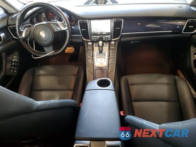 Zdjęcie 8 z 14 samochodu: 2013 PORSCHE PANAMERA 2 VIN:WP0AA2A75DL011623 - miniatura