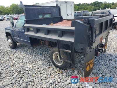 Drugie zdjęcie samochodu z przodu: 1999 CHEVROLET GMT-400 K3500 VIN:1GBJK34F2XF076667 - miniatura