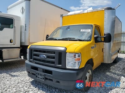 2022 FORD ECONOLINE E350 SUPER DUTY CUTAWAY VAN 1FDWE3FN7NDC03964 - główne zdjęcie licytacji z USA - miniatura