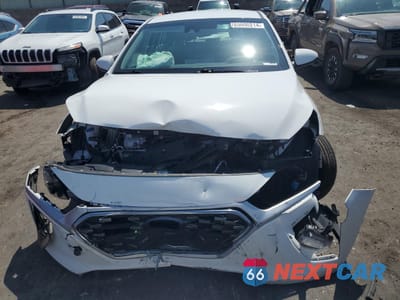 Piąte zdjęcie samochodu w środku: 2021 HYUNDAI IONIQ SE VIN:KMHC75LC4MU261122 - miniatura
