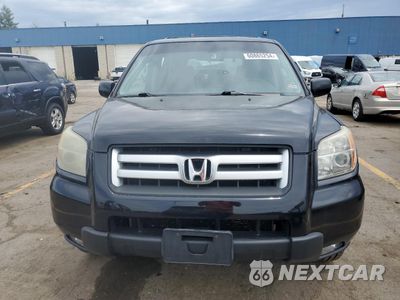 Piąte zdjęcie samochodu w środku: 2006 HONDA PILOT EX VIN:2HKYF18576H520411 - miniatura