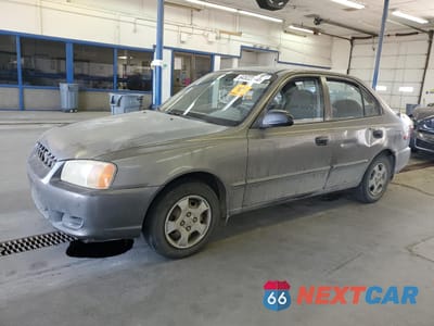 2001 HYUNDAI ACCENT GL KMHCG45C81U225775 - główne zdjęcie licytacji z USA - miniatura